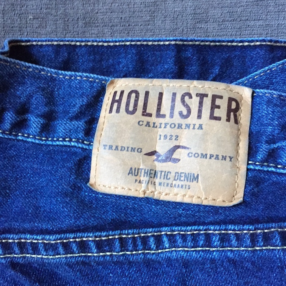Hollister dark wash slim straight jeans